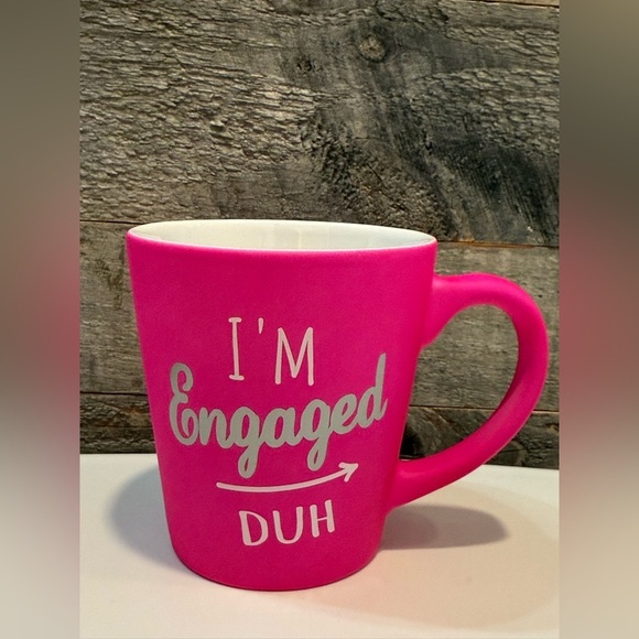 Im Engaged Duh Coffee Mug Cup Hot Pink Creative Coop Bride Engagement Art Deco - Picture 1 of 3